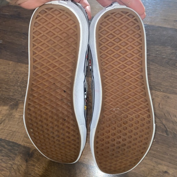 Vans Slip On X Disney‎ Mickey Mouse Size M11/W12.5 Slip On Gray Shoes Sneakers - Picture 7 of 13